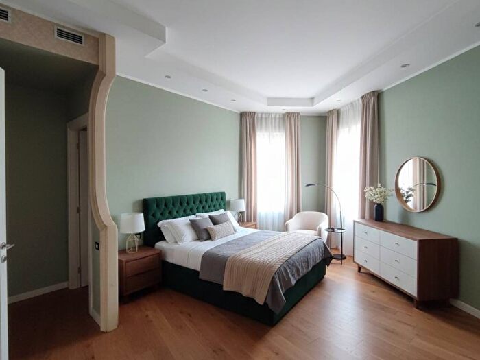 Appartamento con 5 locali in affitto in Corso Trieste, Centro Storico Corso Trieste, Caserta