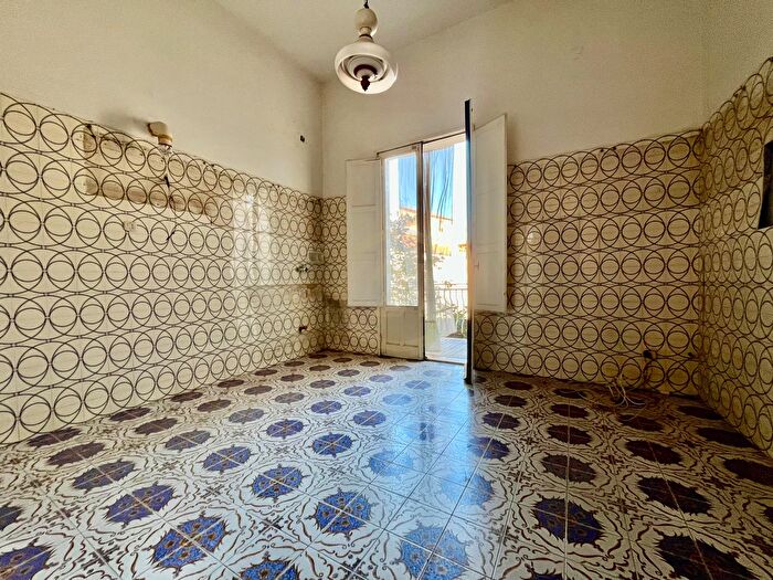 Appartamento trilocale in vendita in Stradale Cravone, Catania