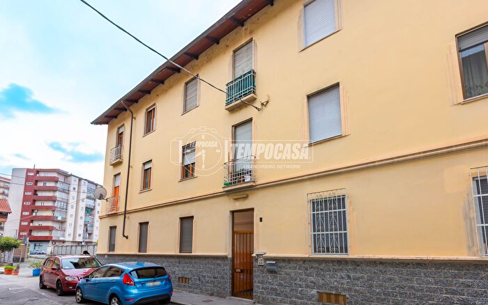 Appartamento trilocale in vendita in Via Luini, Torino