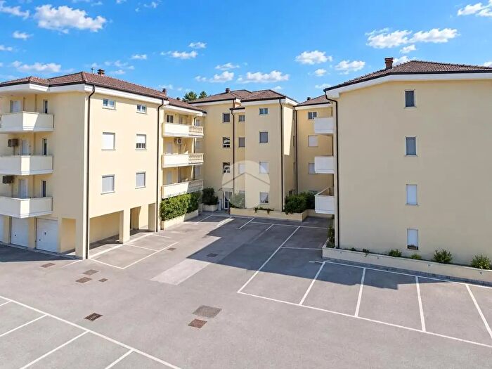 Appartamento trilocale in vendita in Via Gaetano Donizetti, Vasto
