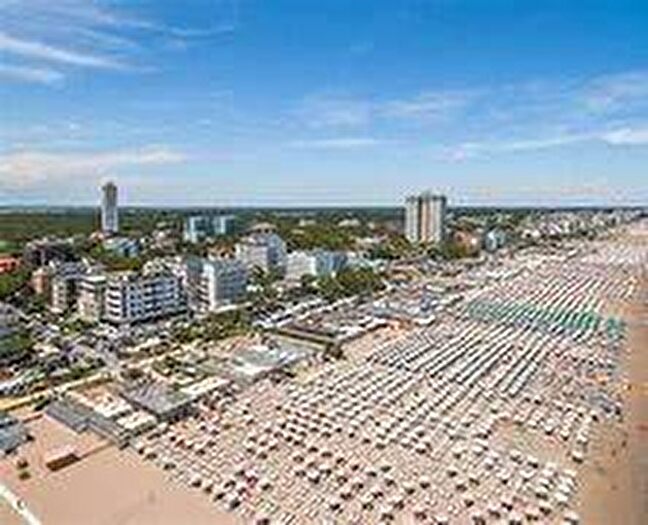 Appartamento trilocale in affitto in Milano Marittima, Cervia