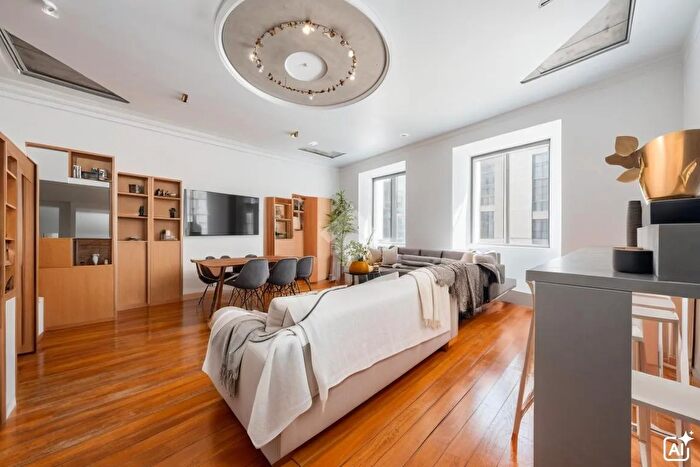 Appartamento con 6 locali in vendita in Vicolo Beato Stefano Bellesini, Trento