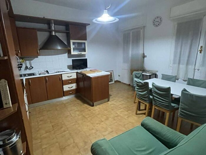 Casa con 5 locali in affitto in Viale Amendola, Centro, Crevalcore