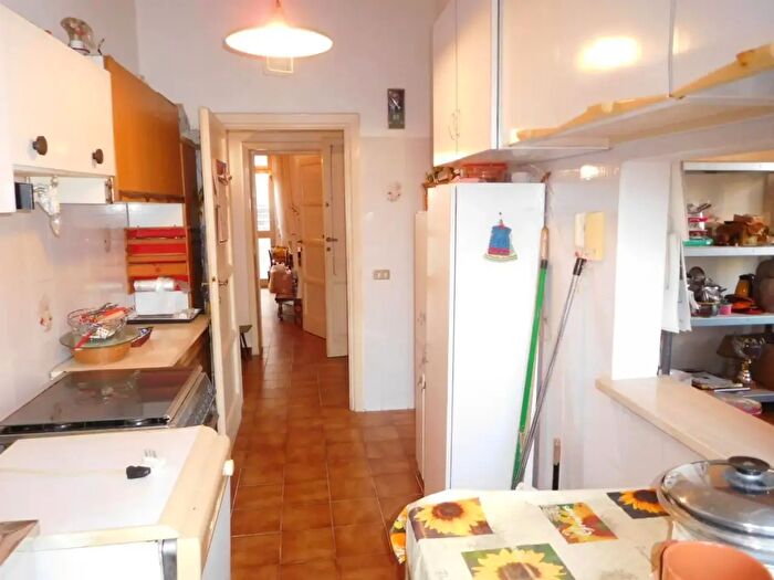 Appartamento con 5 locali in vendita in Asquale Landi, Pisa