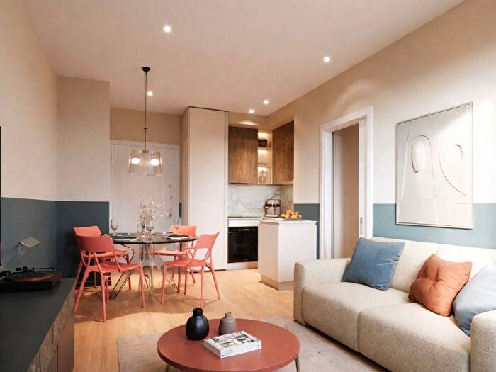 Appartamento bilocale in affitto in Via Vincenzo Foppa, Dezza, Milano