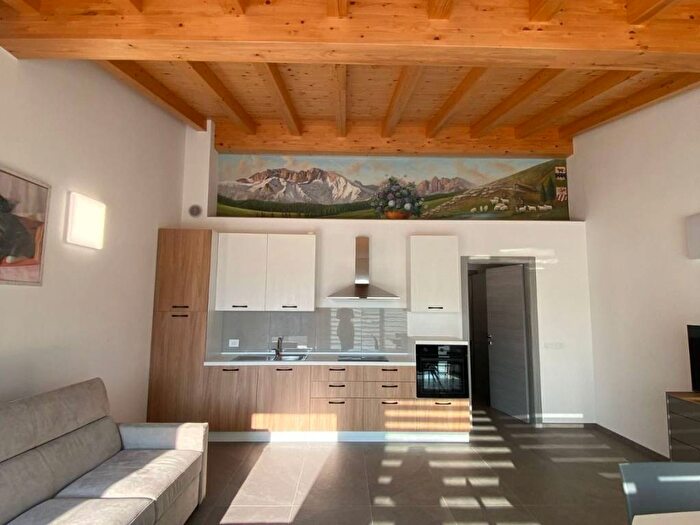 Casa bilocale in affitto in Via del Lò, Centro, Rovetta