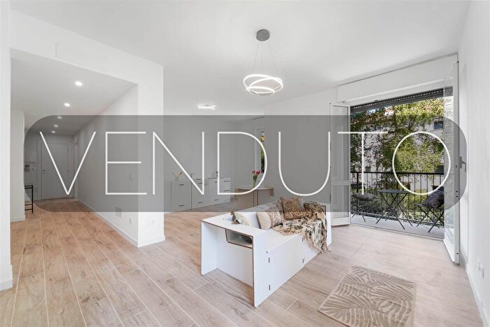 Appartamento trilocale in vendita in Via Cavallotti, Monza