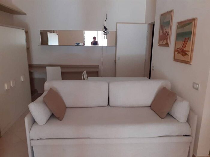 Appartamento trilocale in affitto in Centro, Forte dei Marmi