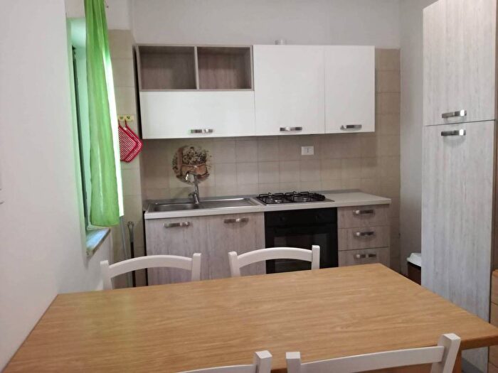 Appartamento trilocale in affitto in Via Antonio Guarasci, Soverato Marina, Soverato