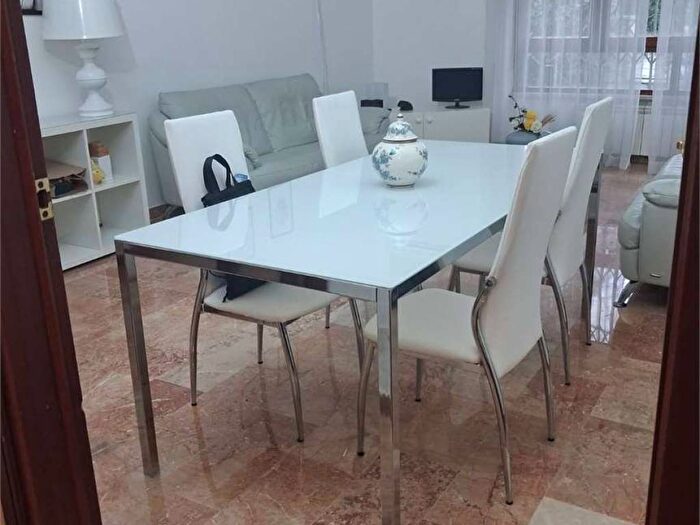 Appartamento con 5 locali in affitto in Centro, Formia