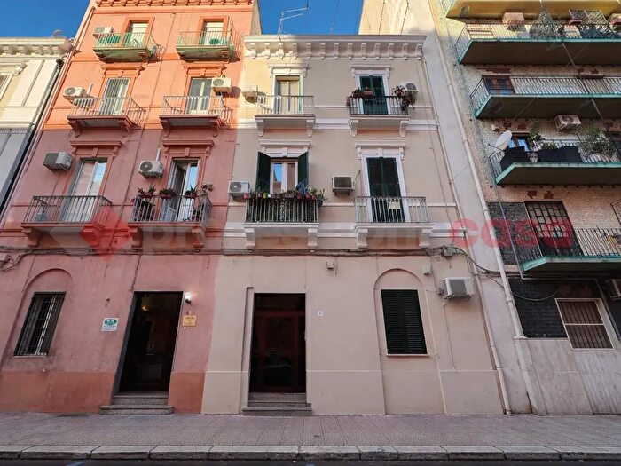 Appartamento bilocale in vendita in Via Regina Elena, Taranto