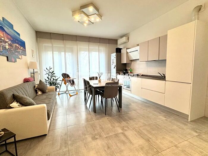 Appartamento bilocale in vendita in Rozzano