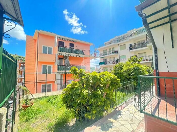 Appartamento trilocale in vendita in Via Galileo Galilei, Sanremo