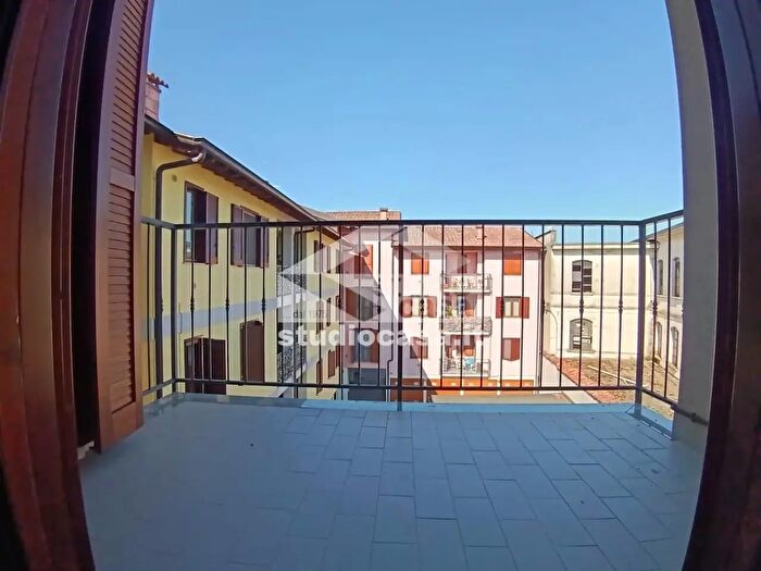 Appartamento bilocale in vendita in Via Deledda, Pandino