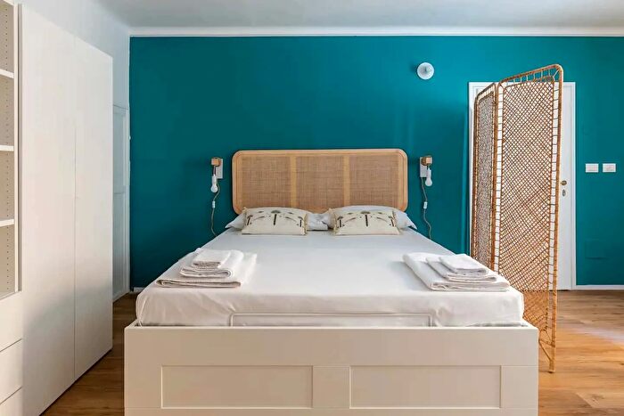 Appartamento monolocale in affitto in Via del Pratello, Bologna