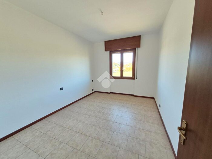 Appartamento trilocale in vendita in Via San Giorgio, Costa Di Mezzate