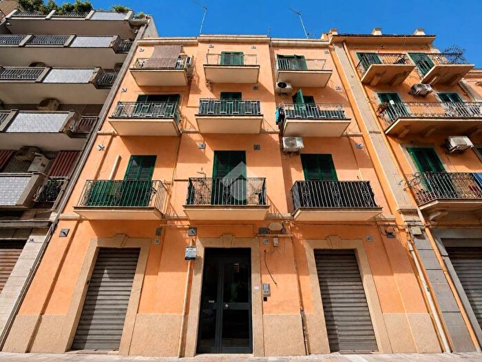 Appartamento bilocale in affitto in VIA DALMAZIA, Umbertina Madonnella, Bari