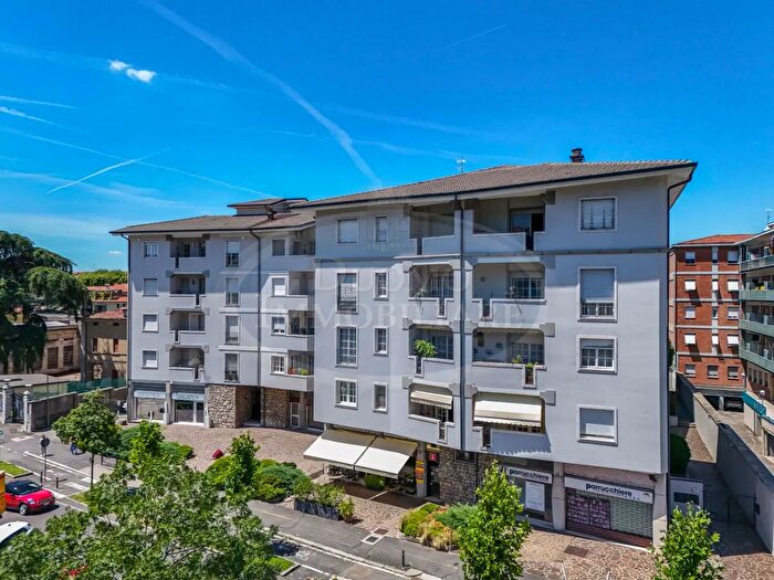 Appartamento quadrilocale in vendita in Via Guglielmo Marconi, Brescia