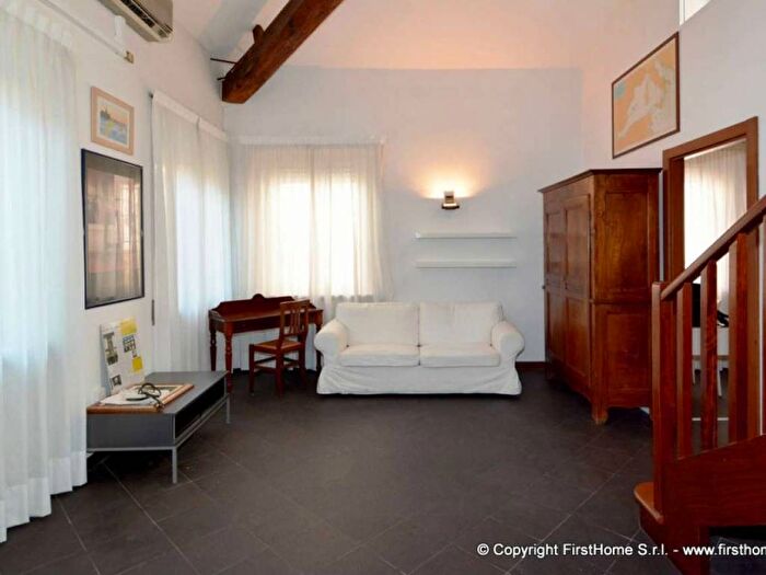 Appartamento trilocale in affitto in via Ascanio SForza, Ascanio Sforza, Milano