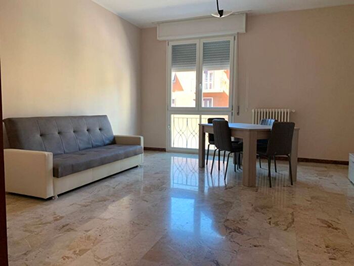 Appartamento trilocale in affitto in Via Bianchi, Dante Cheope, Piacenza