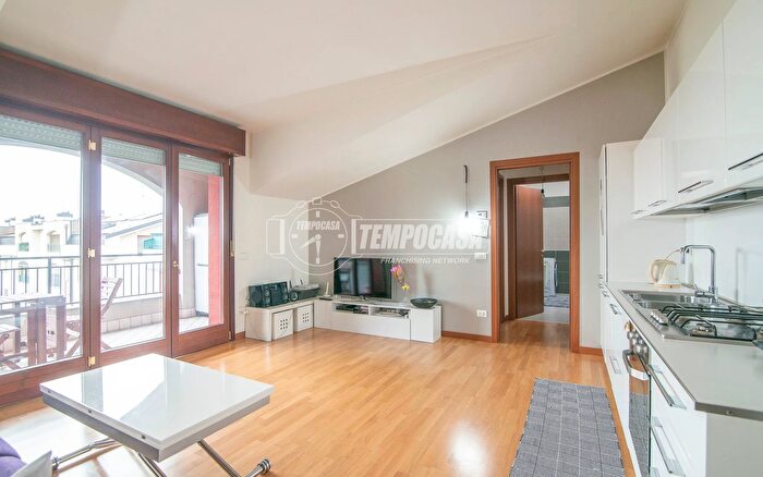 Appartamento bilocale in vendita in Via Pietro Nenni E, Pozzo DAdda