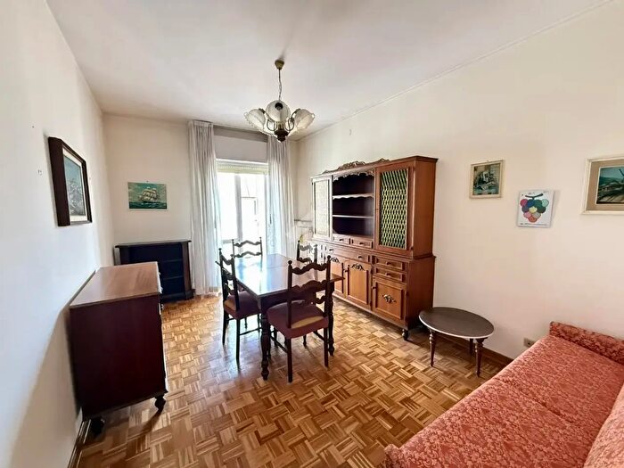 Appartamento bilocale in vendita in Via Bernardo Benussi, Trieste