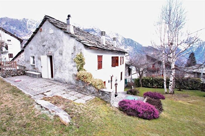 Appartamento trilocale in vendita in Via San Bernardo, San Giacomo Filippo