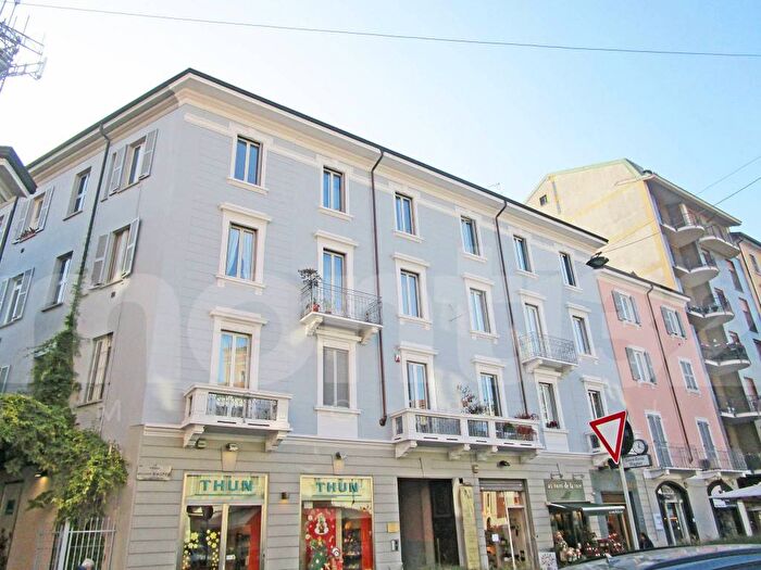 Appartamento bilocale in affitto in Piazza Riccardo Wagner, Vercelli Wagner, Milano