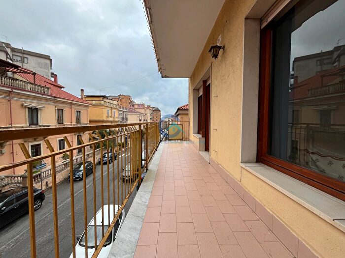 Appartamento trilocale in vendita in Catanzaro