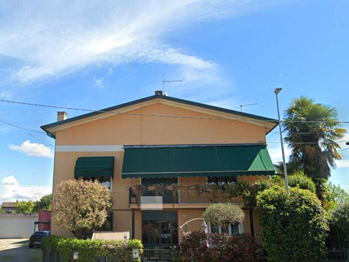 Appartamento con 6 locali in vendita in Via Enrico Fermi, Centro, Fontaniva