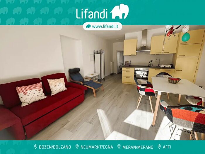 Appartamento bilocale in vendita in Bahnhofstraße, Egna