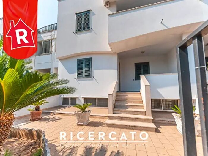 Casa con 6 locali in vendita in Viale Giuseppe Grassi, Lecce