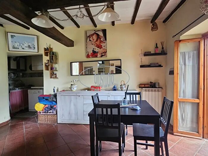 Appartamento trilocale in vendita in Via Brodolini Snc, Figline e Incisa Valdarno