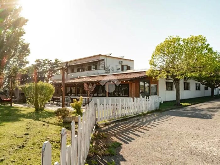Casa con 10 locali in vendita in Località Taccone, Tarquinia