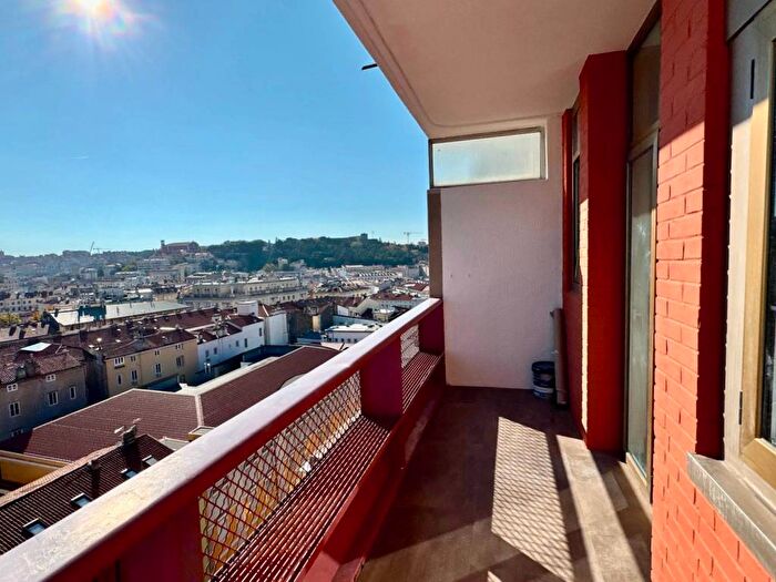Appartamento trilocale in affitto in Via San Francesco dAssisi, Borgo Teresiano, Trieste