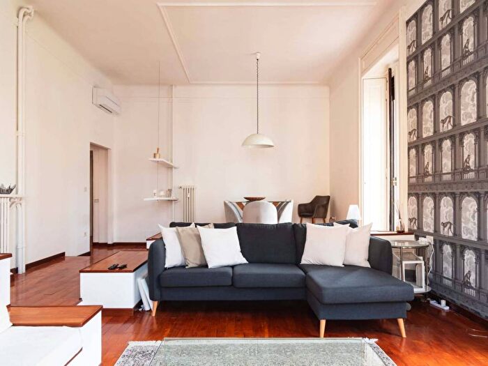 Appartamento trilocale in affitto in Viale Regina Giovanna, Morgagni, Milano