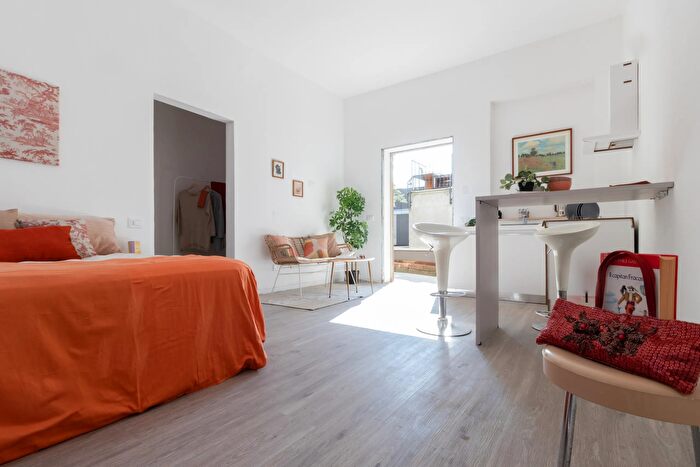 Appartamento monolocale in vendita in Via Tonale, Rimini