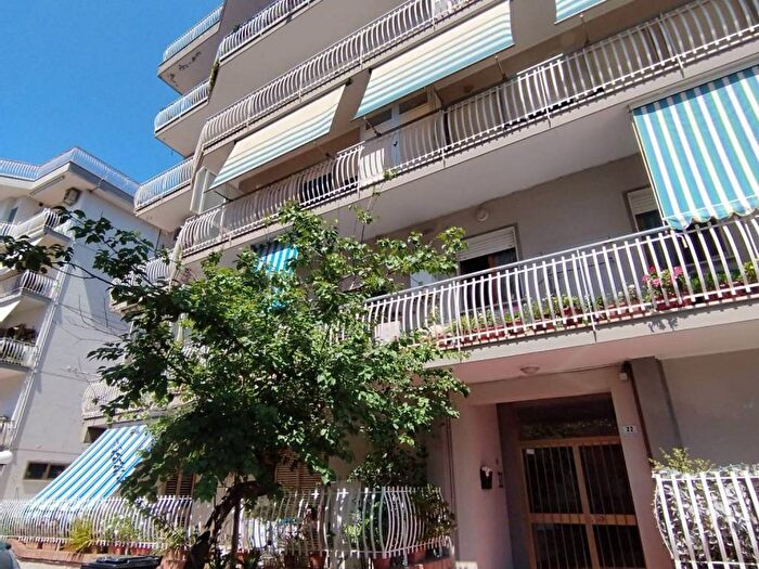 Appartamento quadrilocale in affitto in Via Padre Martino, Centro, Formia