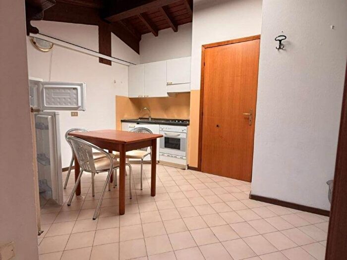 Appartamento bilocale in affitto in Via Giuseppe Mazzini, Centro, Ghedi