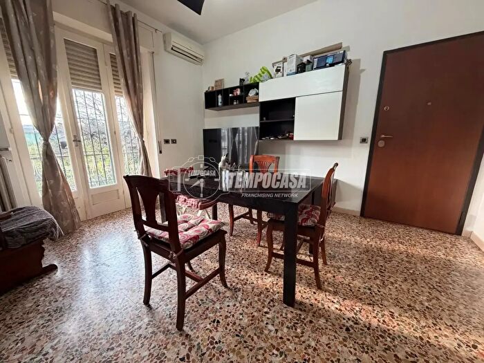 Appartamento trilocale in vendita in Via Vittorio Veneto, Gropello Cairoli