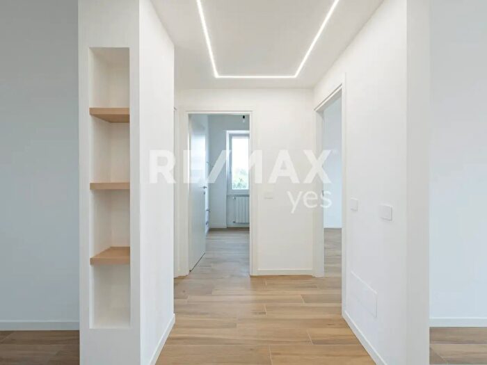 Appartamento trilocale in vendita in Viale Rimembranze, Vedano Al Lambro