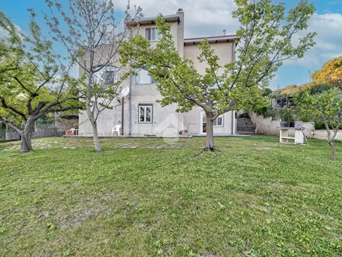 Casa quadrilocale in vendita in Via Guastatori del Genio, Civitavecchia