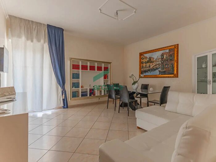 Appartamento quadrilocale in vendita in Via Pordenone, Modugno