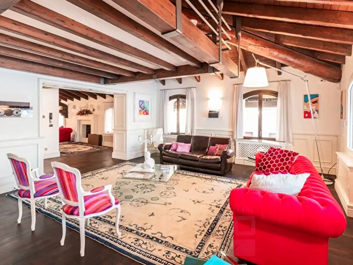 Appartamento quadrilocale in vendita in Corso Guglielmo Marconi, Arona