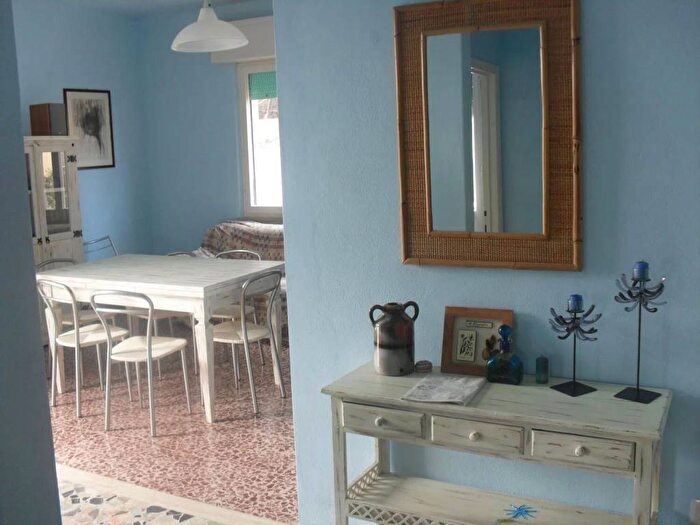 Appartamento trilocale in affitto in Via Calabria, Mazzanta, Rosignano Marittimo