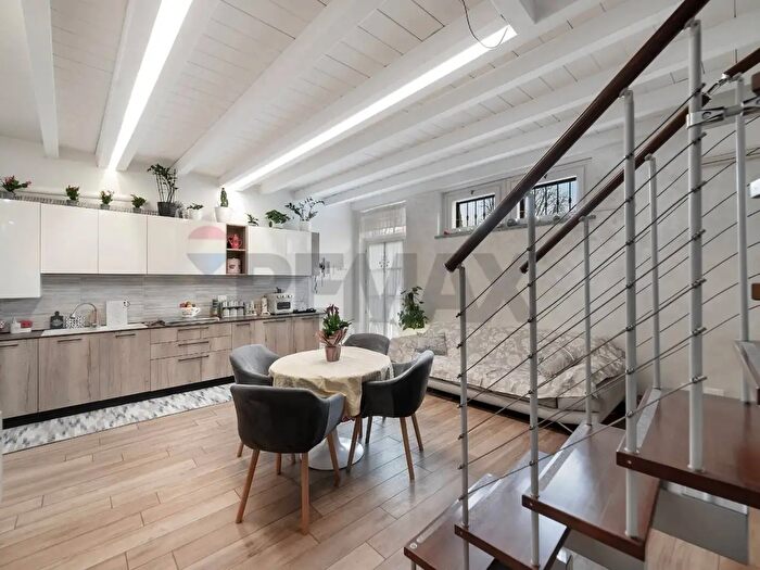 Appartamento trilocale in vendita in Via Monza, Cernusco Lombardone