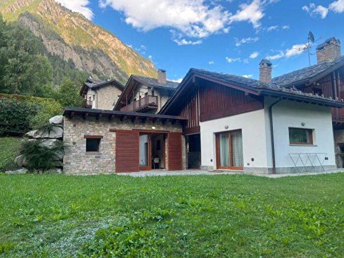 Casa quadrilocale in vendita in a, Pre Saint Didier