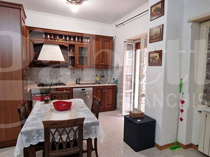 Appartamento trilocale in affitto in VIA DEI LATINI, Centro, Nettuno