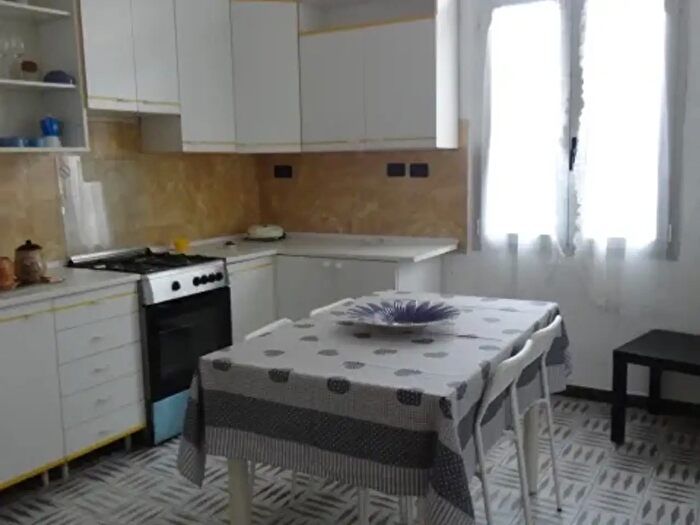 Appartamento con 5 locali in affitto in Via Scapolo, Padova