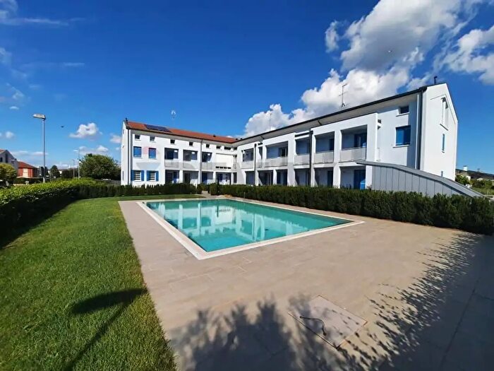 Appartamento con 5 locali in affitto in Via Ghiacciaia, Santa Giustina In Colle